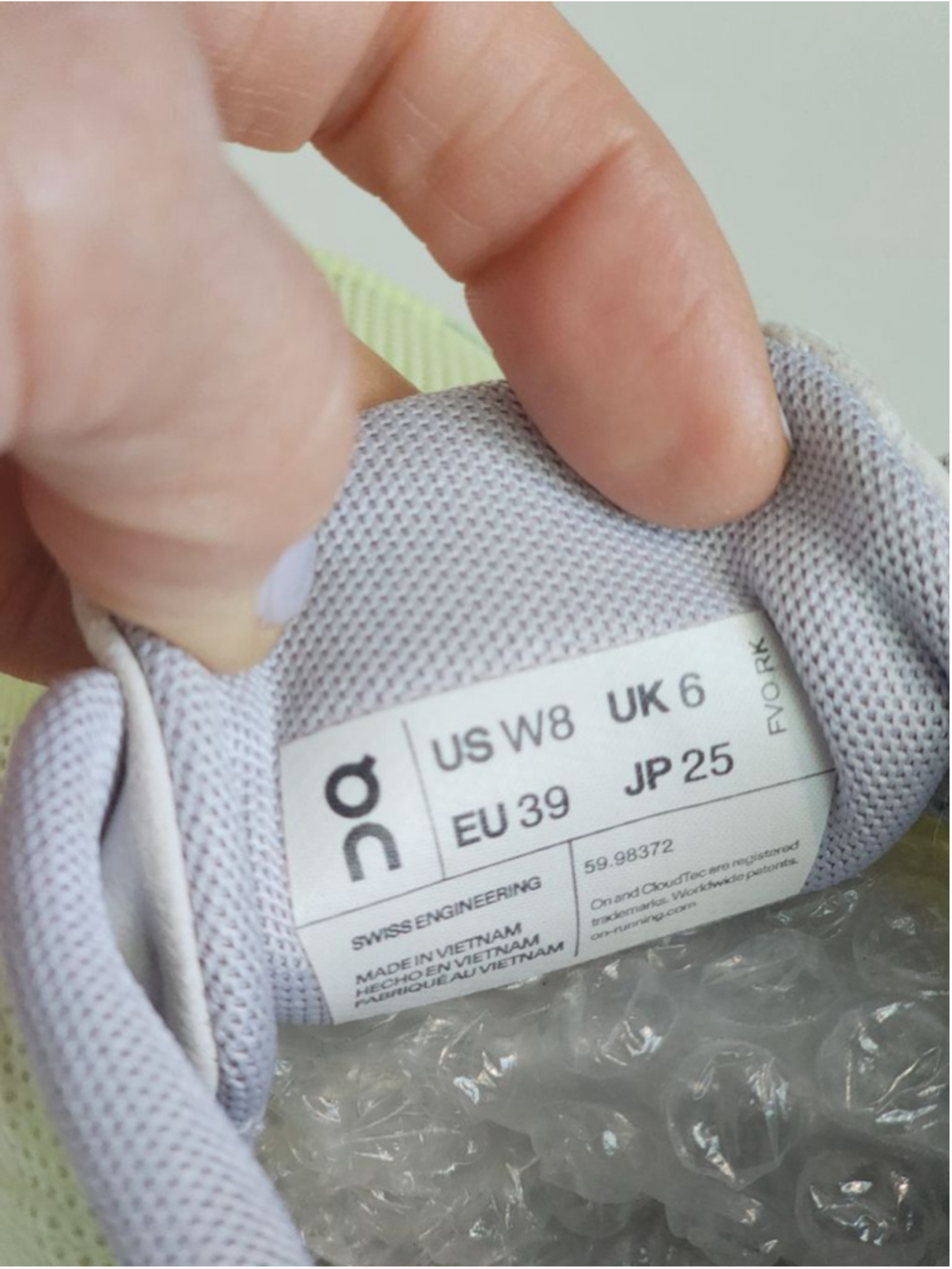 On Cloud 5 Women's Light Green Gray Athletic Running Shoes Sneakers 8 - Picture 8 of 9